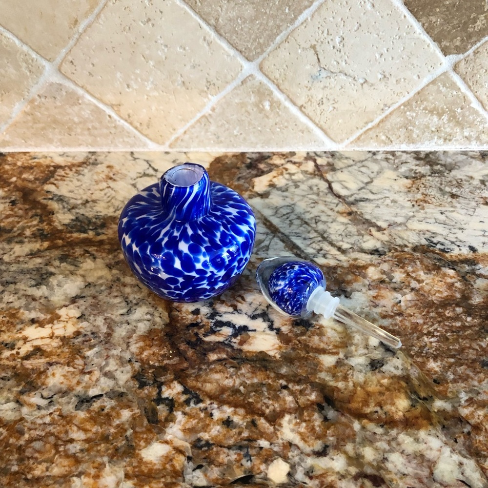 Blue and White Glass Perfume Bottle-EUC - Picture 2 of 7